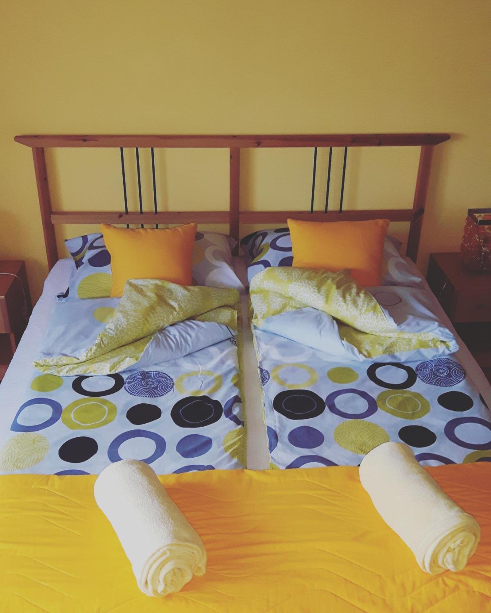 House Dado Hotel Jezerce Bilik gambar