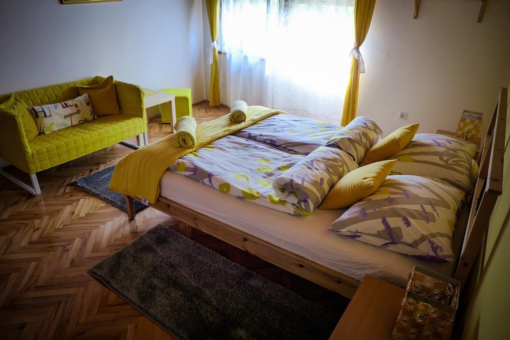 House Dado Hotel Jezerce Luaran gambar