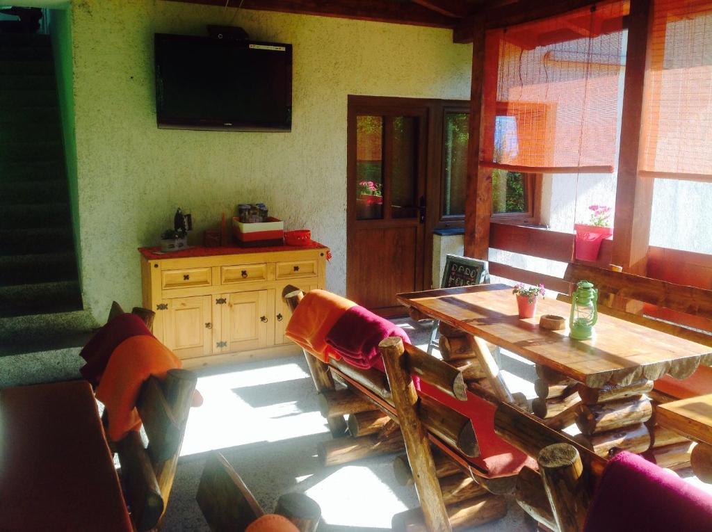 House Dado Hotel Jezerce Luaran gambar